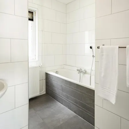 別荘 In Gelderland With Fenced Garden